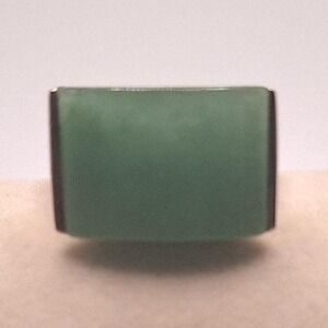 Green gemstone band ring in sterling silver statement size 8.5